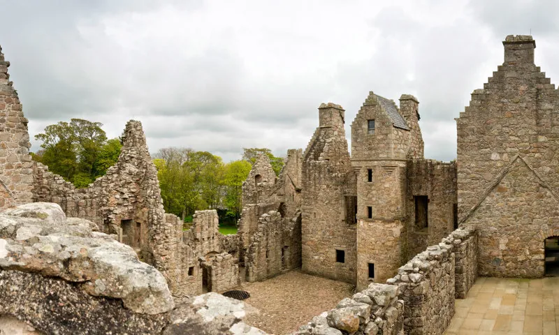 Tolquhon Castle