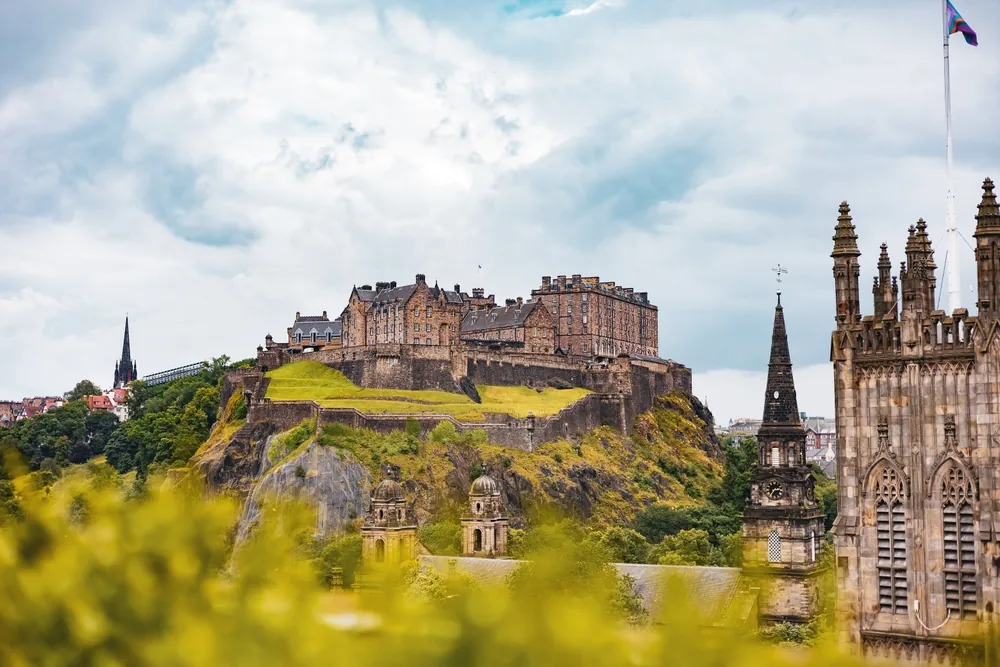 Edinburgh Caste standing proud over Edinburgh City Centre