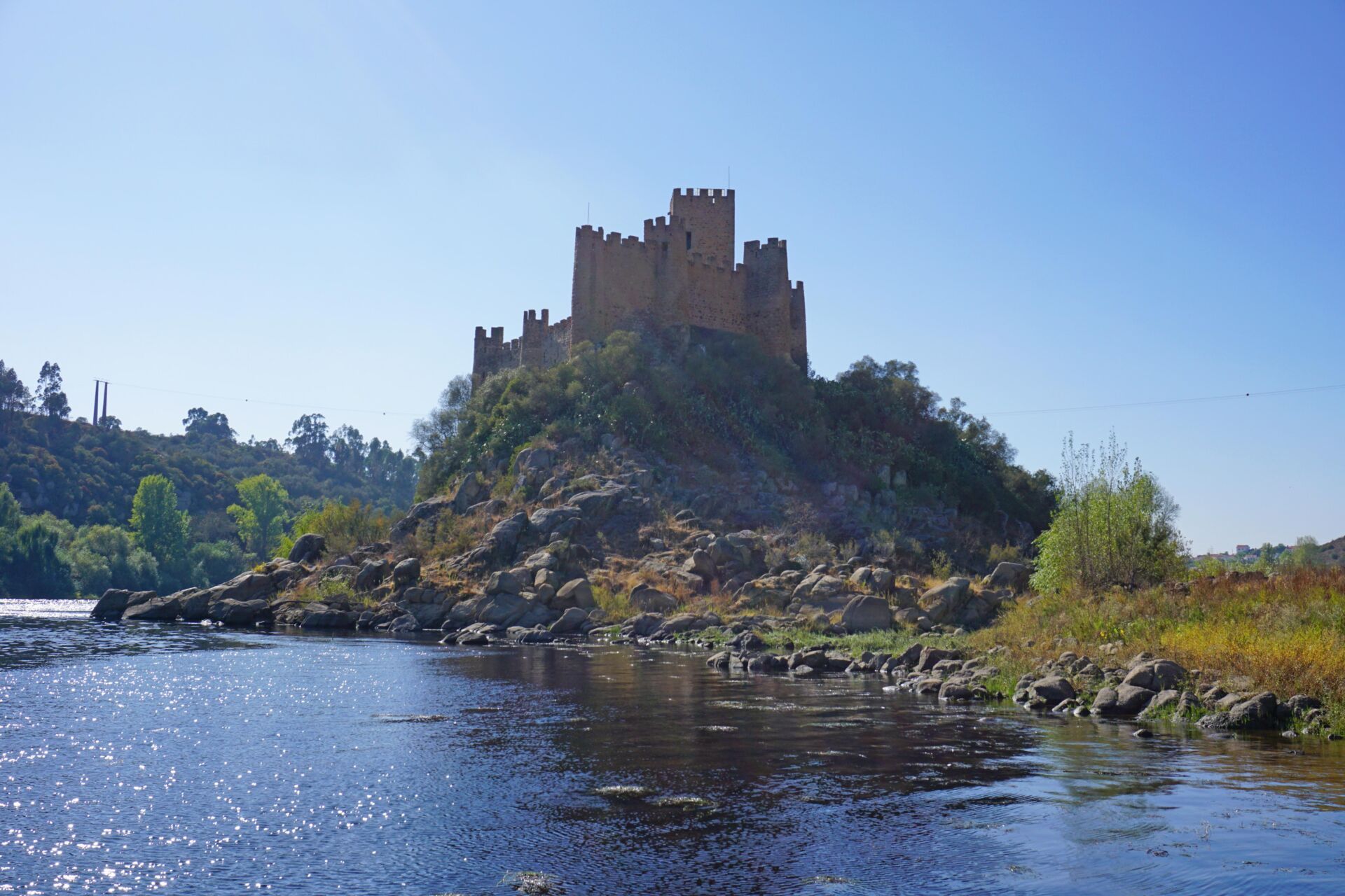 Castelo de Almourol, portugal castle, portugese castle
