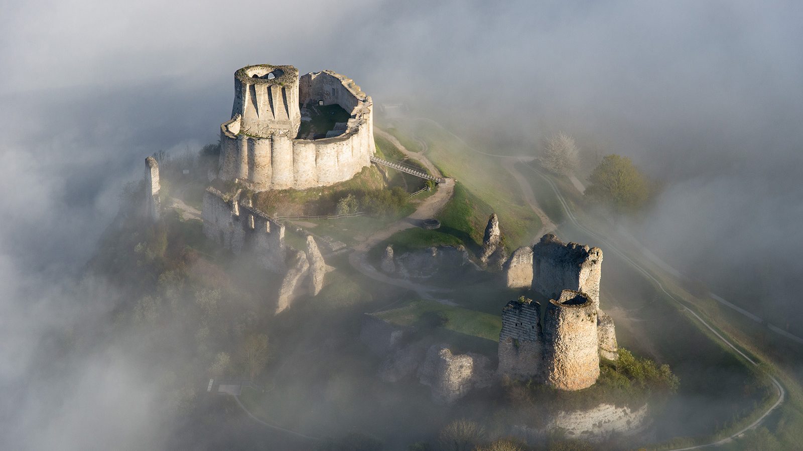 Château Gaillard, Polygonal/cylindrical keep castle