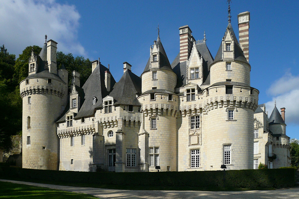 Château d'Ussé, disney castle, disney inspired castle