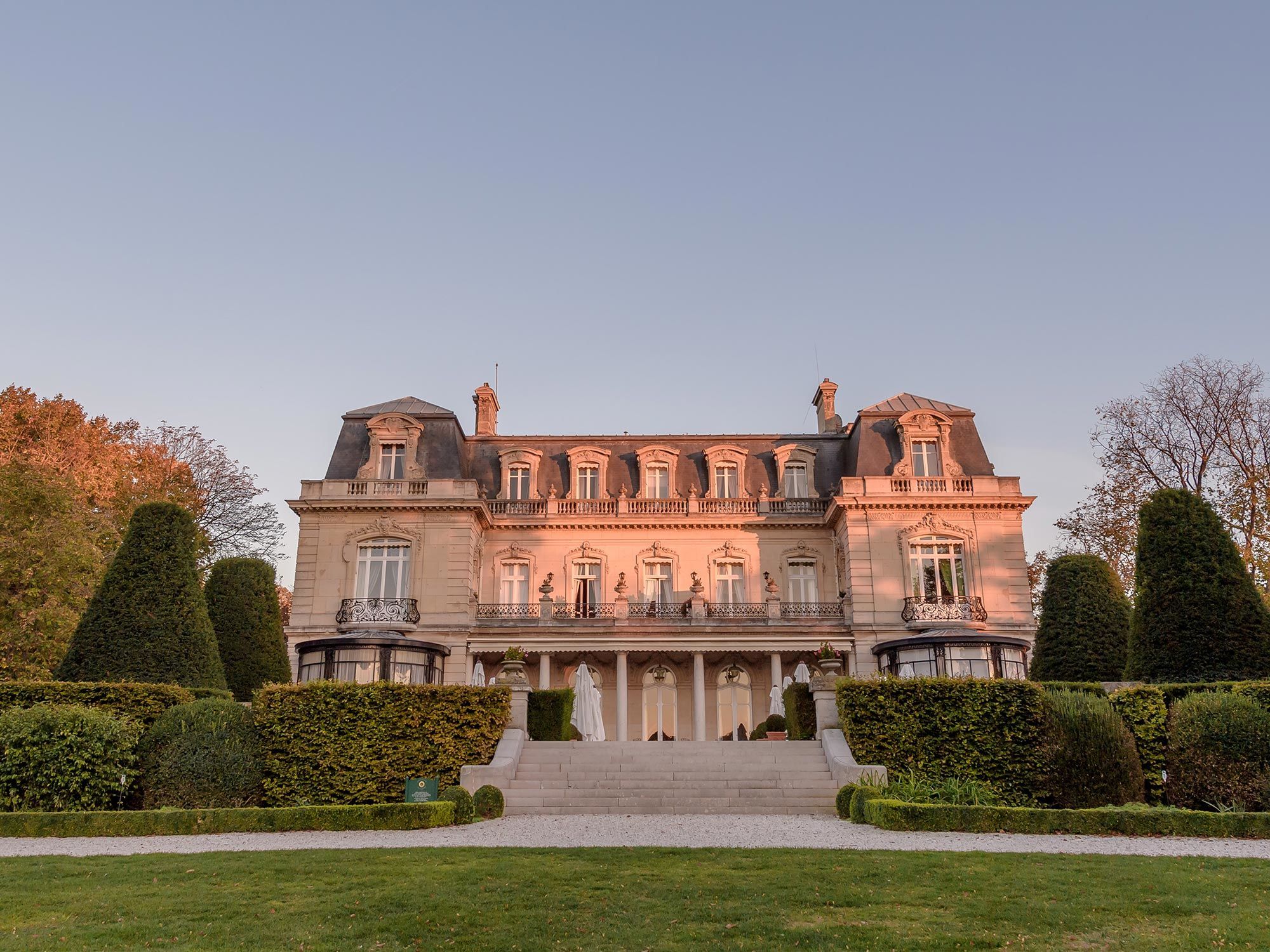 The dining room at Château Les Crayères, a Belle Époque château hotel in Reims