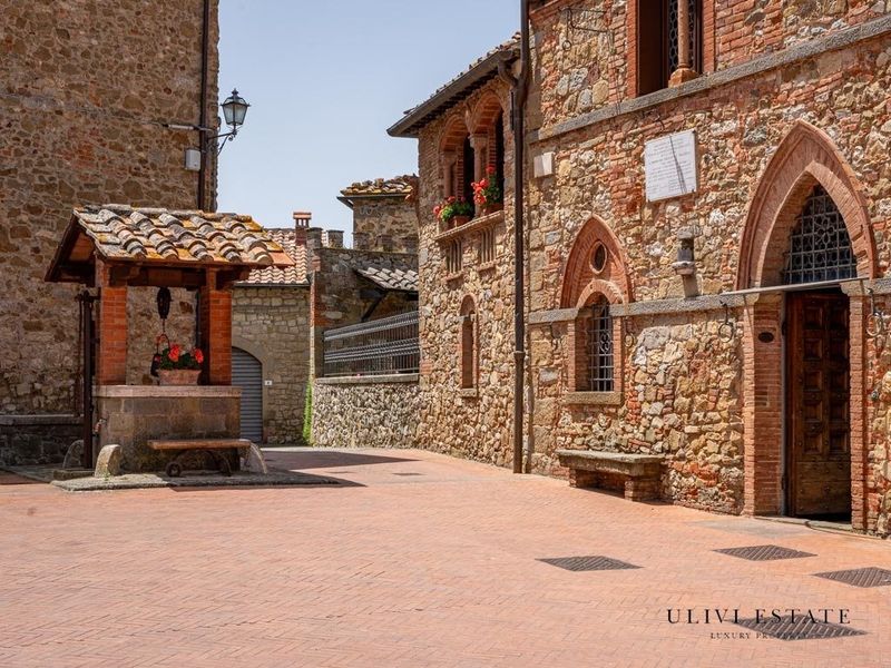 XII Century Fully Furnished Castle In Chianti, With Pool And Olive Grove   Montebenichi (Ar)