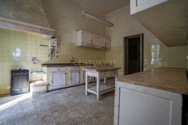 Palace In São Pedro De Penaferrim   Sintra 2