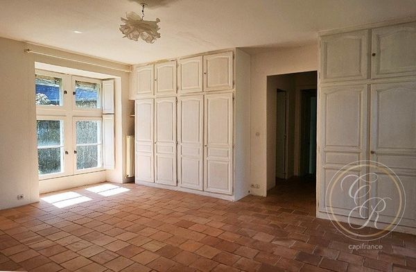 Property For Sale 14 Rooms Savennieres (49) 4